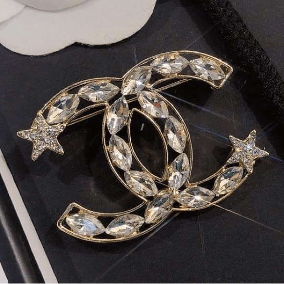CHANEL STARS CLASSIC CC LOGO CRYSTALS LARGE BROOCH PIN Gold Diamonds 😍 Rare - Picture 1 of 8